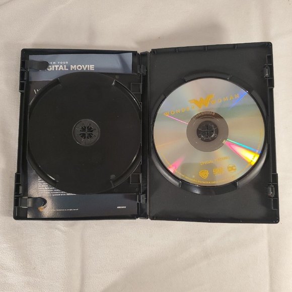 DC Universe Lot of 2 DVD & Blu-ray: Wonder Woman + Animated Original Movie - Picture 4 of 8